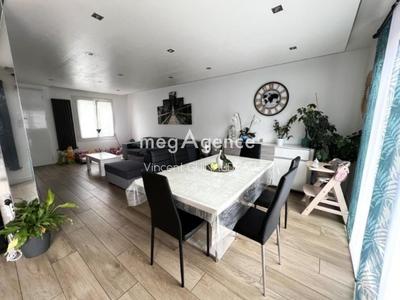 Maison - 109 m² - 5 pièces