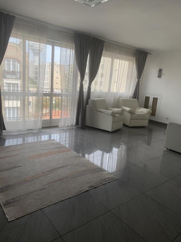 Appartement - 83 m² - 4 pièces