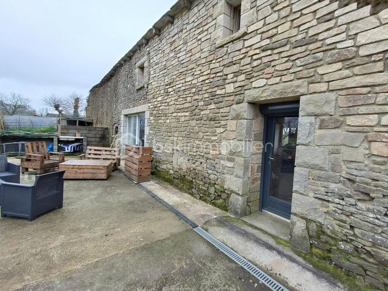 Maison - 195 m² - 7 pièces