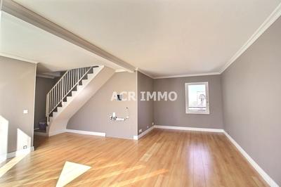 Duplex - 73 m² - 4 pièces