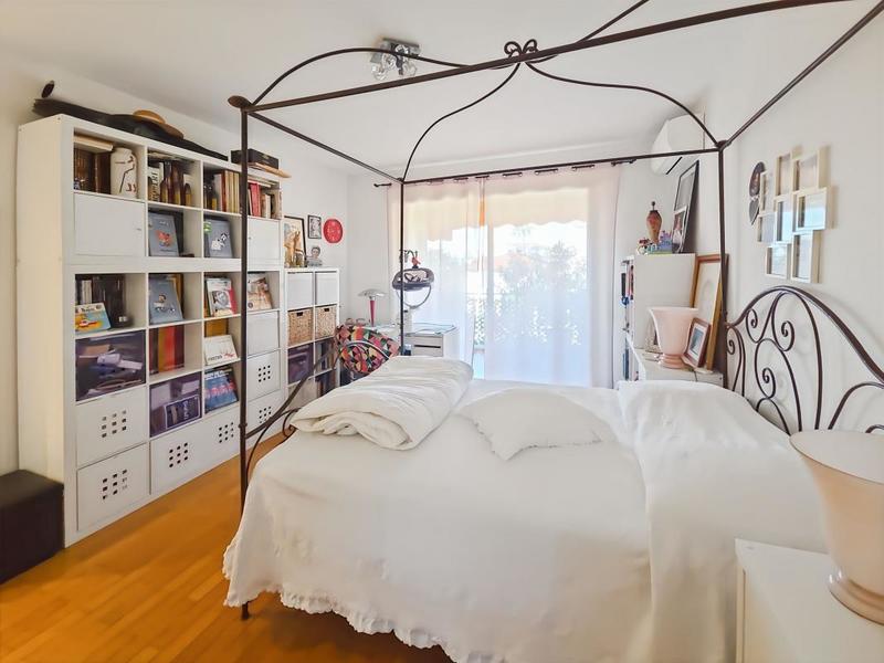 Appartement - 135 m² - 5 pièces