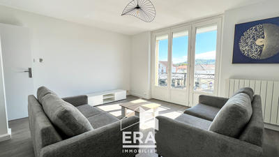 Appartement - 72 m² - 4 pièces