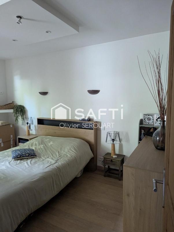 Maison - 215 m² - 7 pièces