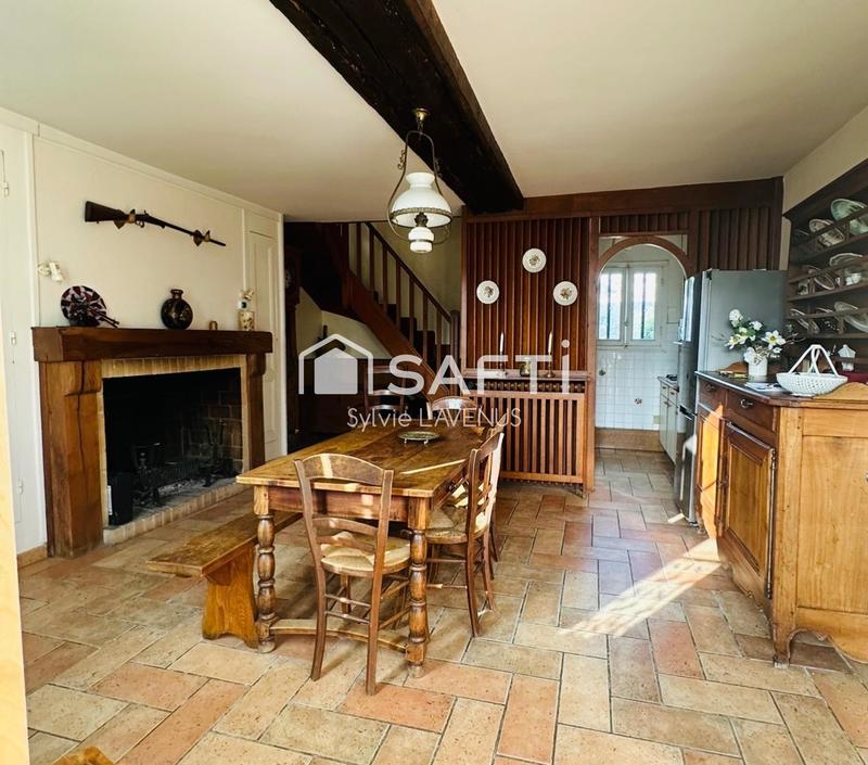 Maison - 153 m² - 8 pièces