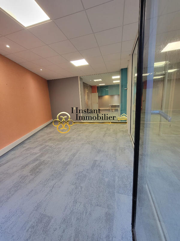 Local d'activités - 200 m²