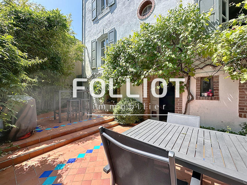 Maison - 200 m² - 9 pièces