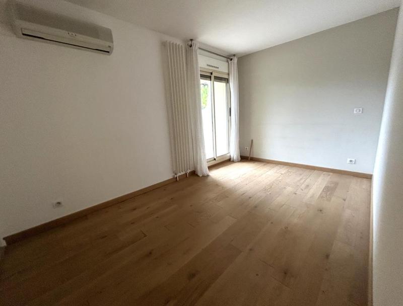 Appartement - 87 m² - 4 pièces
