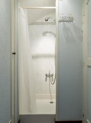 Chambre - 15 m² - 8 pièces