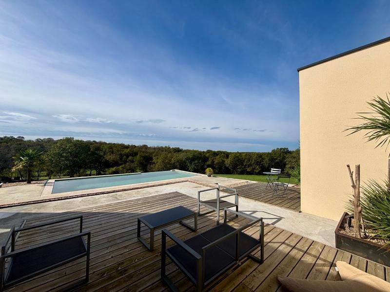 Maison - 161 m² - 4 pièces