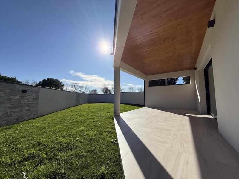 Maison - 176 m² - 6 pièces