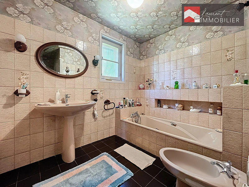 Maison - 162 m² - 6 pièces