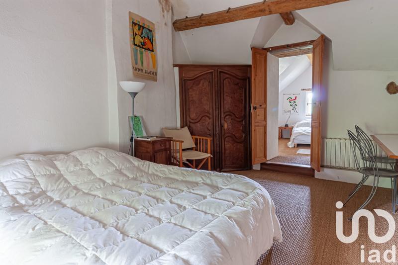 Maison - 215 m² - 8 pièces