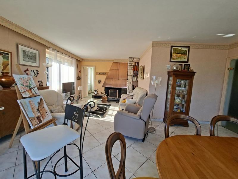 Maison - 152 m² - 7 pièces