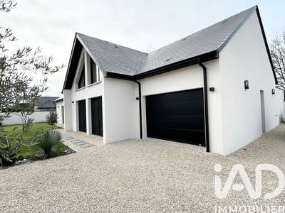 Maison - 187 m² - 9 pièces