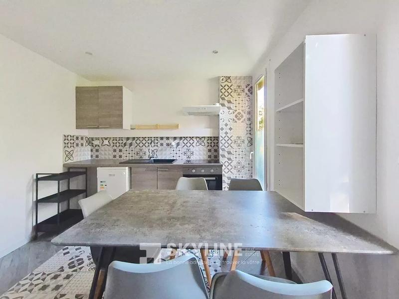 Appartement - 50 m² - 4 pièces