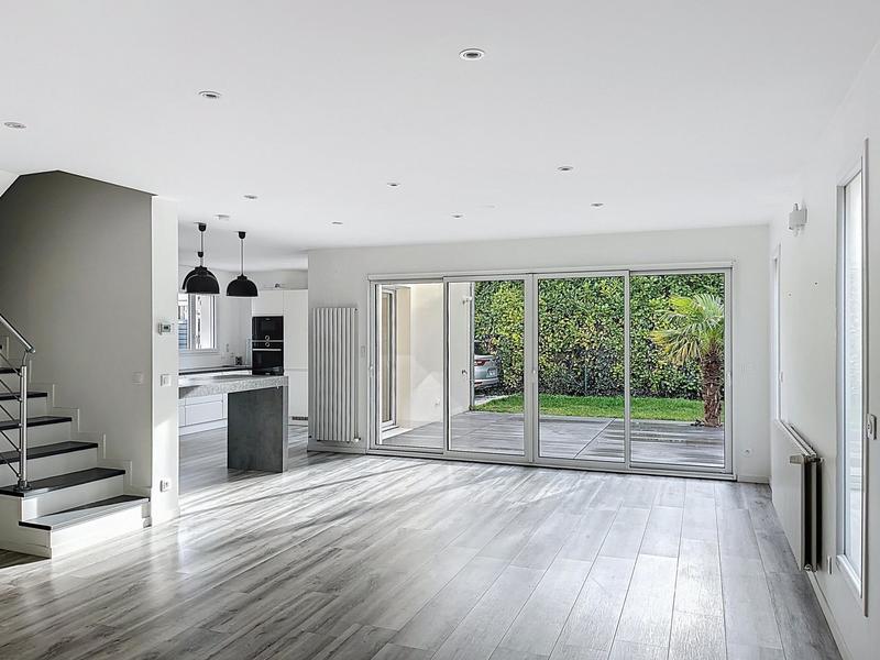 Maison - 170 m² - 6 pièces