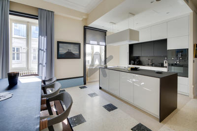 Appartement - 285 m² - 6 pièces