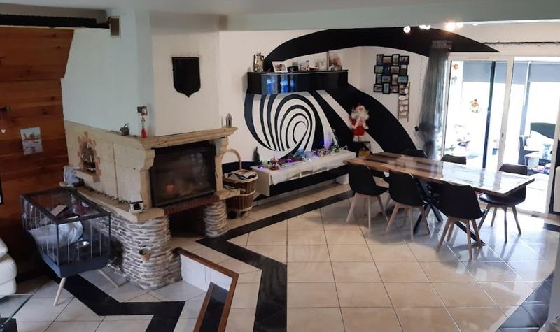 Maison - 165 m² - 7 pièces