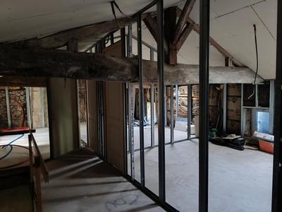 Maison - 280 m² - 6 pièces