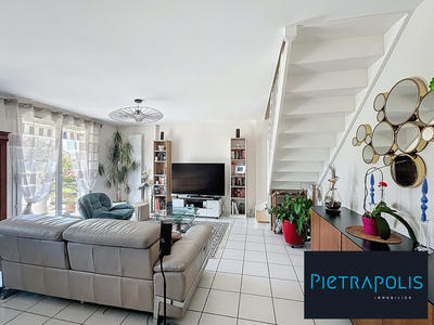 Appartement - 102 m² - 4 pièces