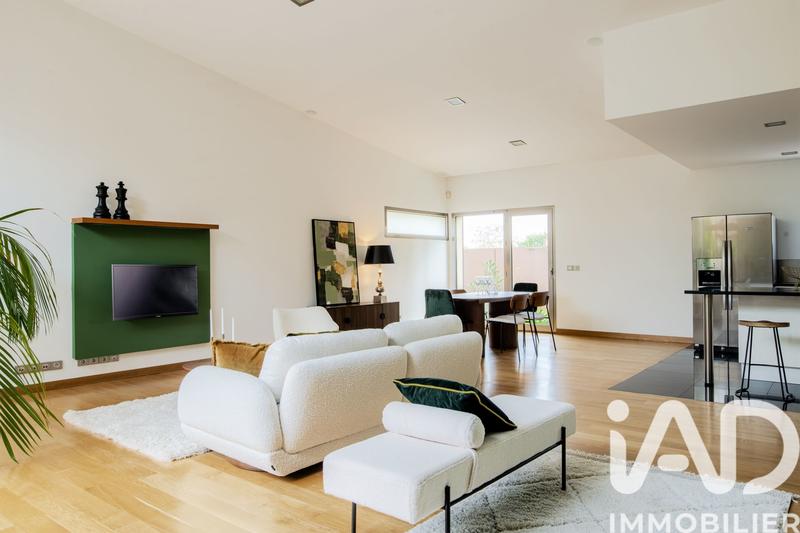 Maison - 190 m² - 7 pièces