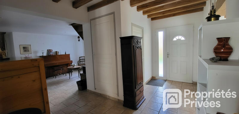 Maison - 244 m² - 13 pièces