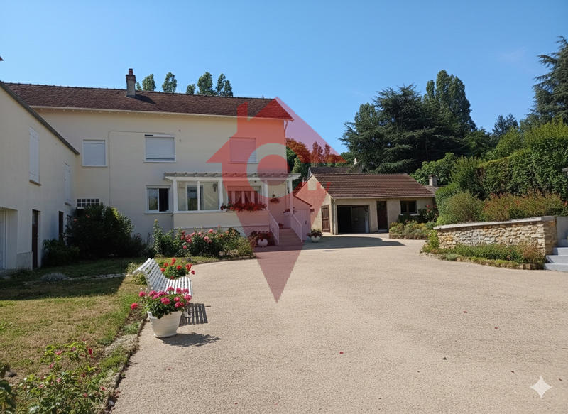 Propriété - 200 m² - 6 pièces