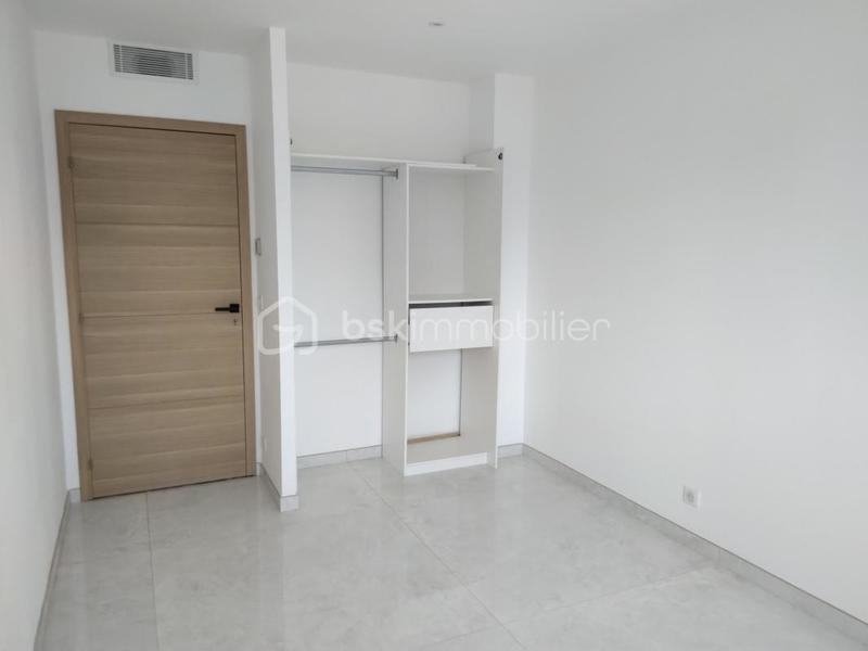 Villa - 169 m² - 6 pièces