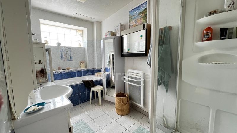 Maison - 170 m² - 6 pièces