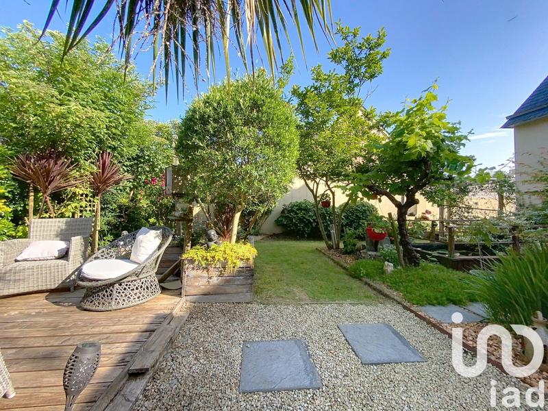 Maison - 211 m² - 11 pièces