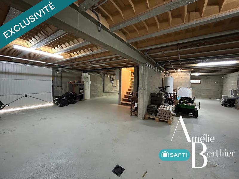 Maison - 195 m² - 8 pièces