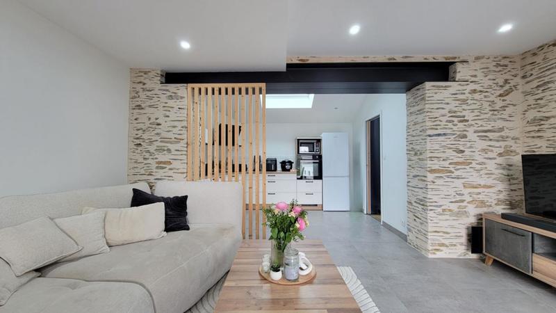 Maison - 96 m² - 4 pièces