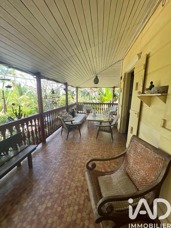 Maison - 194 m² - 9 pièces