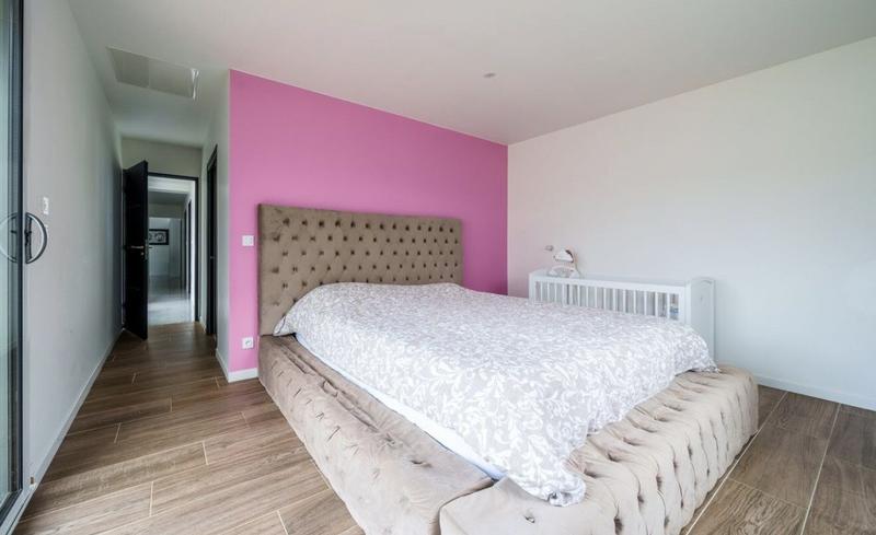 Maison - 248 m² - 7 pièces