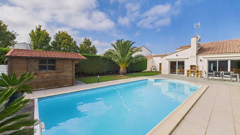 Maison - 141 m² - 5 pièces