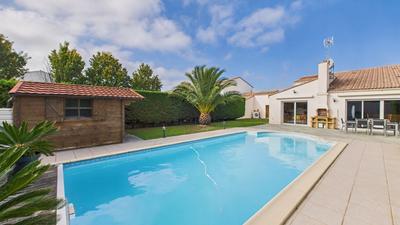 Maison - 141 m² - 5 pièces