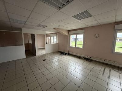 Local commercial - 330 m² - 4 pièces