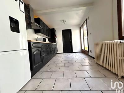 Maison - 93 m² - 3 pièces
