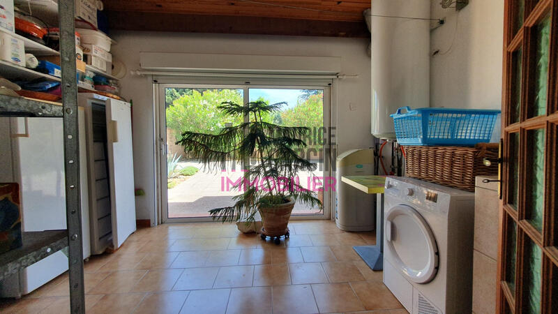 Maison - 170 m² - 6 pièces