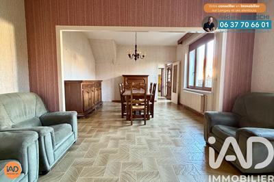 Maison - 92 m² - 5 pièces