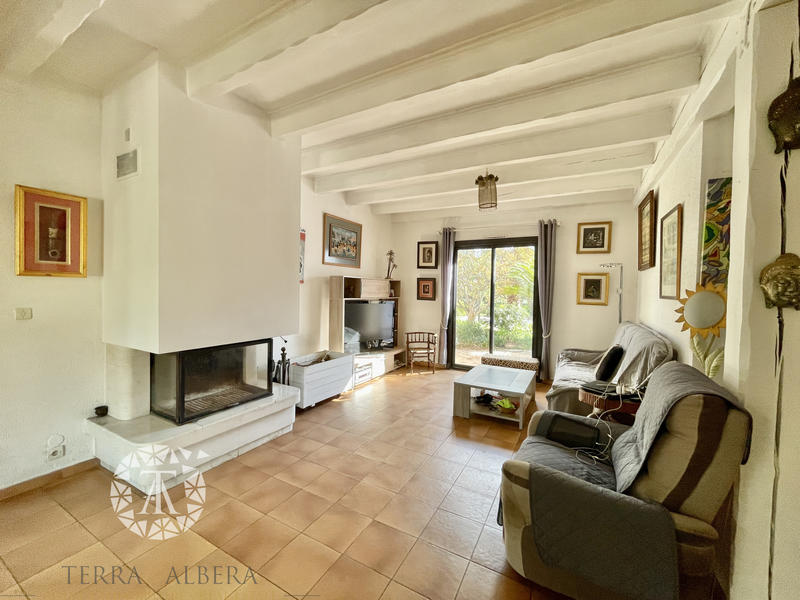 Villa - 285 m² - 10 pièces