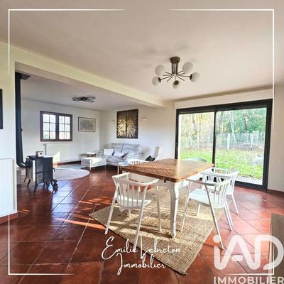 Maison - 150 m² - 7 pièces