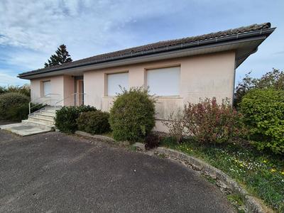 Entrepôt - 2 400 m²