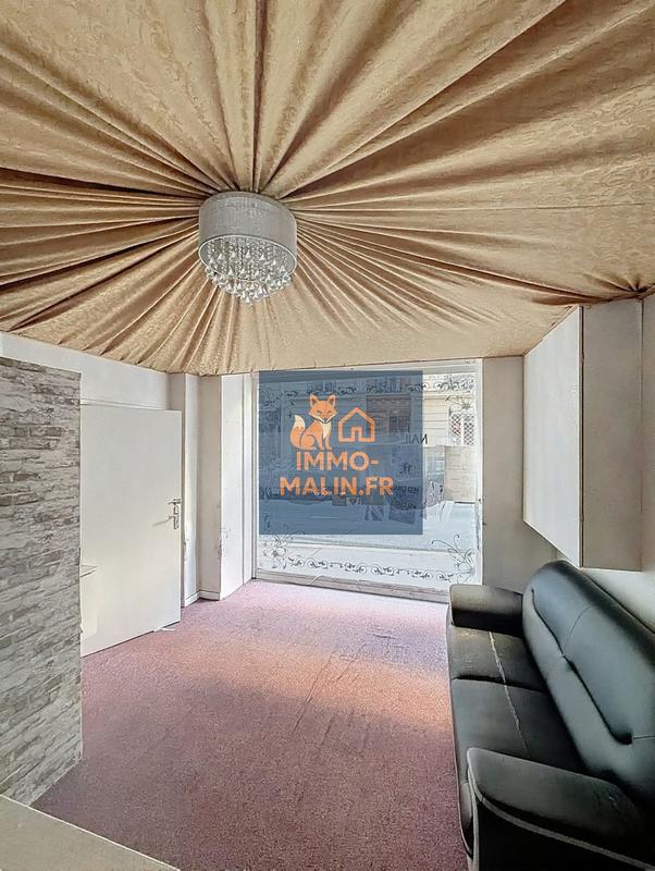 Local commercial - 74 m² - 6 pièces