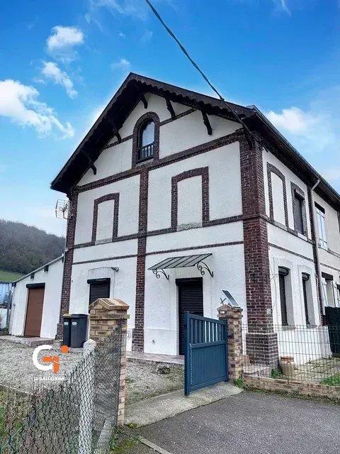 Maison - 77 m² - 4 pièces