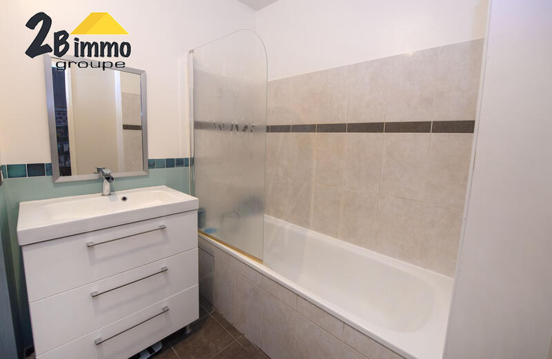 Appartement - 82 m² - 4 pièces