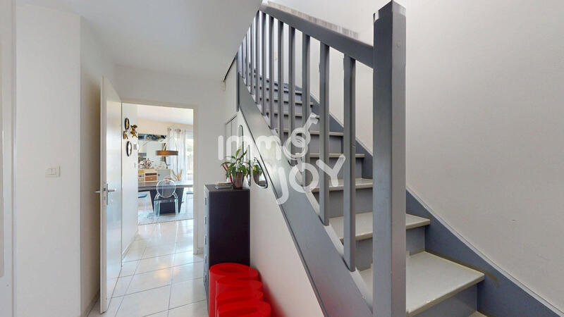 Villa - 107 m² - 5 pièces