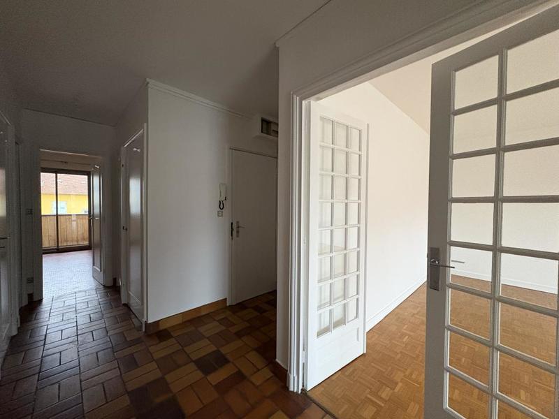 Appartement - 64 m² - 2 pièces