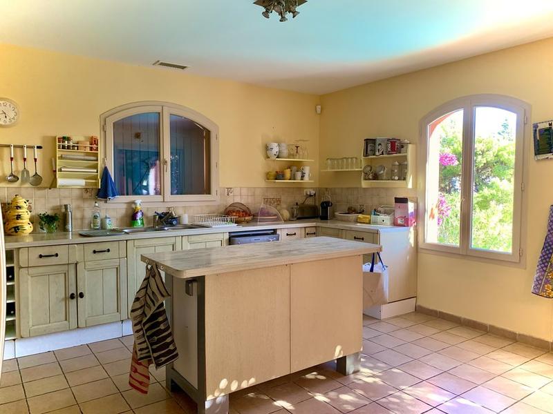 Villa - 145 m² - 6 pièces