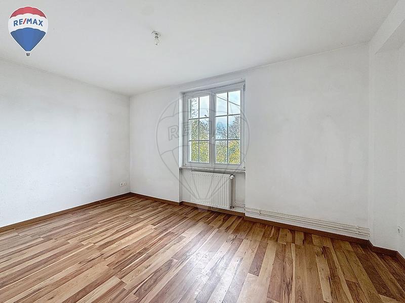 Immeuble - 147 m² - 7 pièces